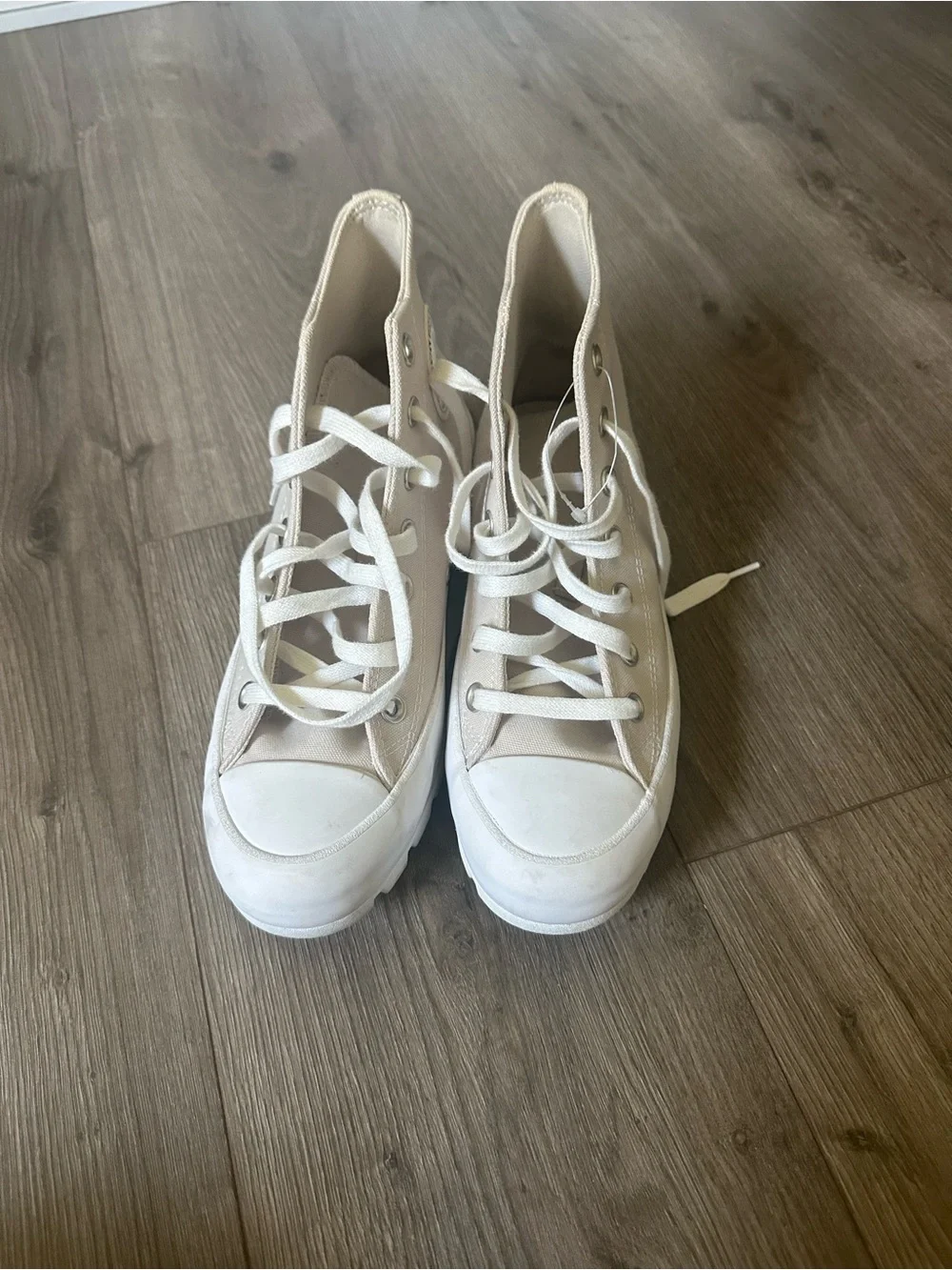 Converse Nude Beige aesthetic Platform Lug Sole High Top Sneakers in Cream/White - Picture 6 of 16